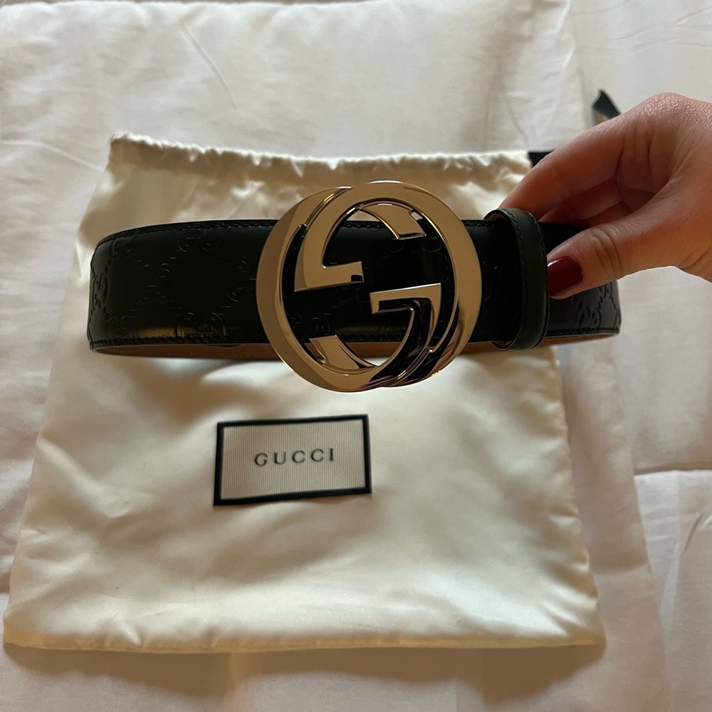 Gucci signature leather belt